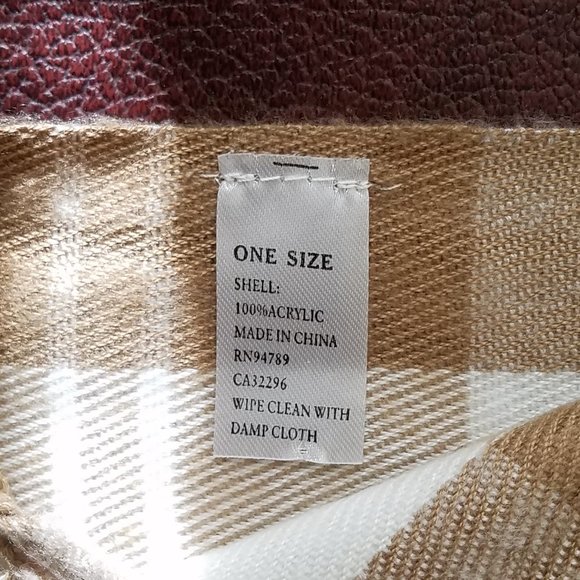 Stylish Tan/White Scarf - Picture 2 of 2